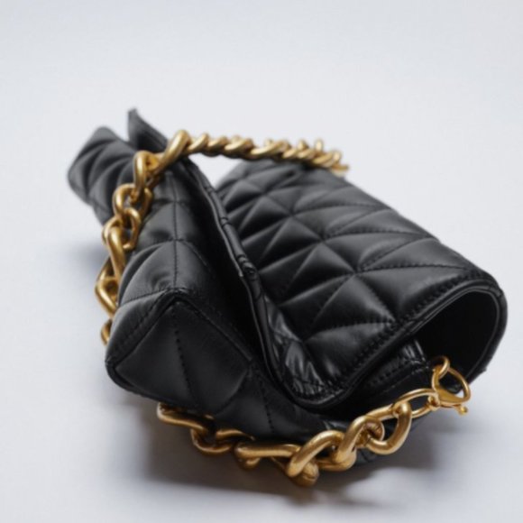 Zara Black Quilted Shoulder Bag with Gold Chain - Picture 5 of 8